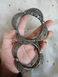 Brass openable Silverlookalike Bangle pair Set