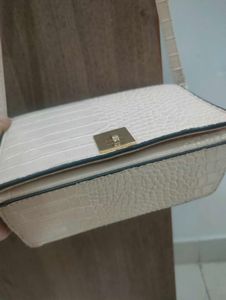 Primark Elegant Sling Bag 👜