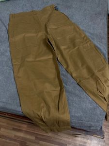 ZARA Comfortable Brown Cargo Pants