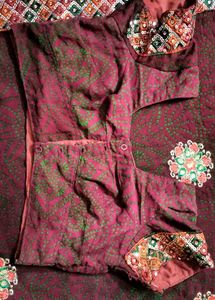 Embroidered Saree With Blouse🤎