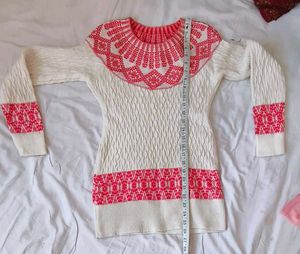 Very Beautiful Warm Woolen Sweater Top