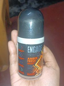 Engage Amber Fresh Roll-On Deodorant