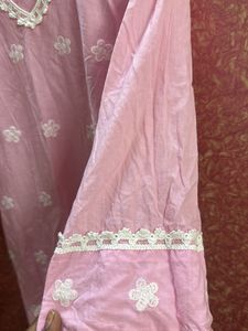 XS size Elegant Pink Embroidered Kurta