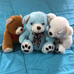 Cute Teddy Bear Trio  🧸 🧸🧸