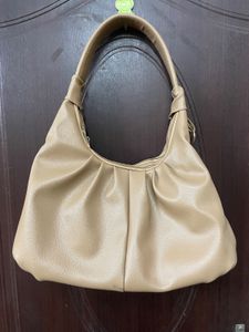 Chic Beige Hobo Shoulder Bag