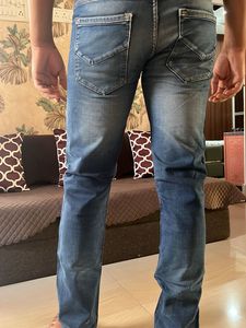 Men's Distressed Blue Denim Jeans