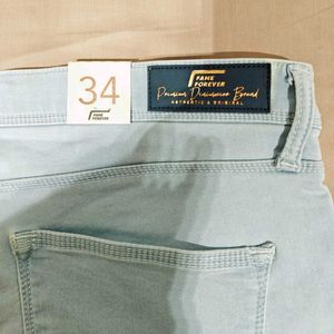 Capri Jeans