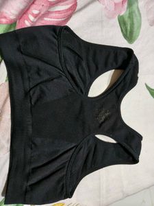 Comfortable Black Sports Bra