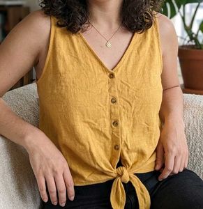 Yellow Sleeveless Tank Top with Front Knot