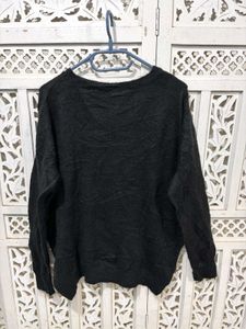 🌸 Imported Black Graphic Knit Sweater C