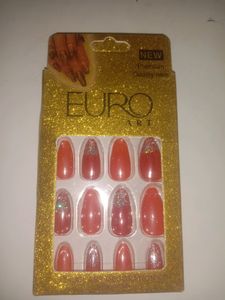 Artificial Nails With Nail Tabs
