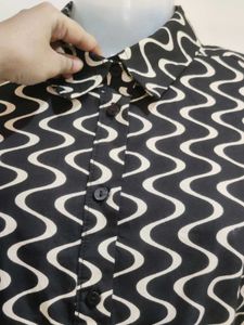 Chic Wave Print Button-Up Dress