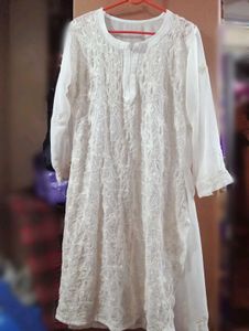 Elegant White Chikankari Kurta