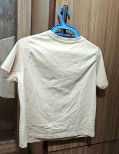 Cute Beige Floral Applique T-Shirt
