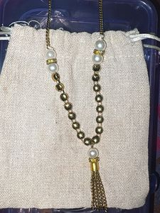 Elegant Pearl and Gold Tassel Necklace