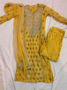 yellow kurti set