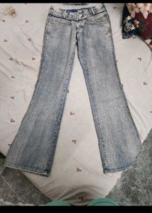 Light Wash Flared Jeans
