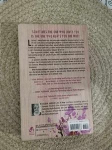 It Ends With Us by Colleen Hoover