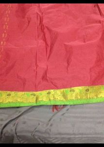 Vibrant Redpattu Saree with Gold Border