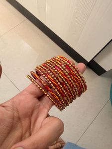 Red &amp; Gold Bangle Set