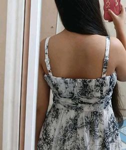 Chic Floral Print Mini Dress