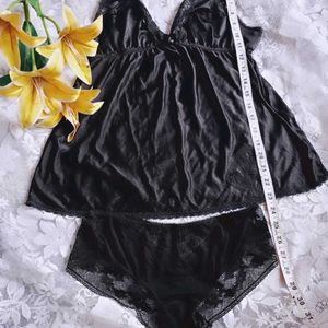 Black Lace Lingerie Set