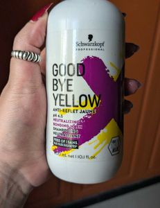 Schwarzkopf Goodbye Yellow Shampoo