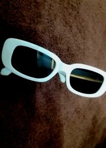 Trendy White Rectangular Sunglasses