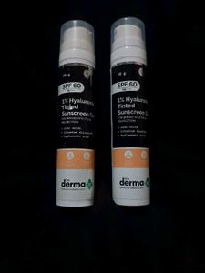 The Derma Co 1% Hyaluronic Tinted Sunscreen