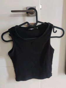 Sleek Black Sleeveless Crop Top