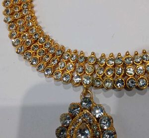 Elegant Gold-Tone Necklace