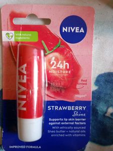 nivea lip balm