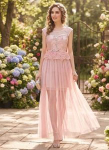 Elegant Pink Tulle Gown