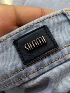 Light Wash Denim Jeans ( for girls)