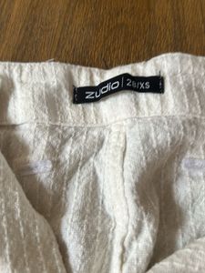 white track pant from zudio