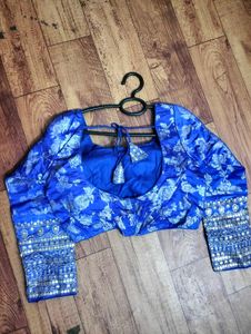 😍💙Royal Blue Padded Blouse