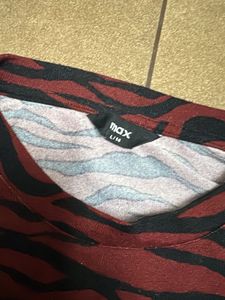 Trendy Tiger Print Cropped Top