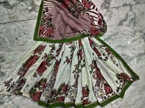 White, Multi Floral print Soft Georgette Saree