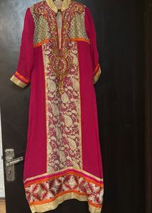 Embroidered Pink Kurta