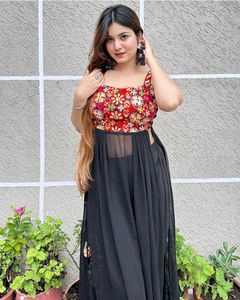 Hot Embroidered Kurti