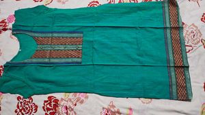 Elegant Green Kurta with Embellished Neckline (M)