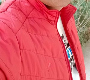 Red Casual Jacket - Stylish and Warm