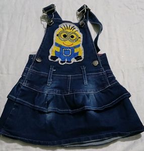 Girls Short And Dungry