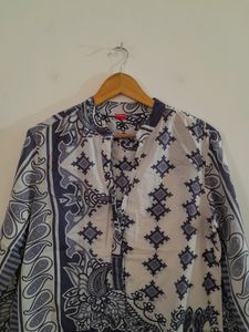 White Casual Top (Women's)