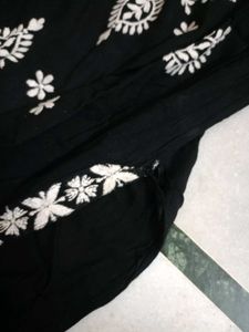 Elegant Embroidered Kurta