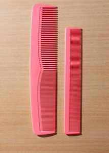 Set of 2 Pink Combs