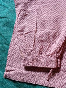 Stylish Pink Zigzag Print Palazzo Pants