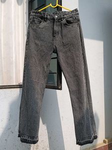 Grey straight fit Denim Jeans