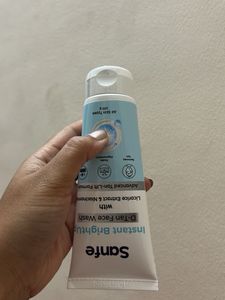 Sanfe Instant BrightUp D-Tan Face Wash