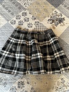 URBANIC Plaid Pleated Mini Skirt Size S